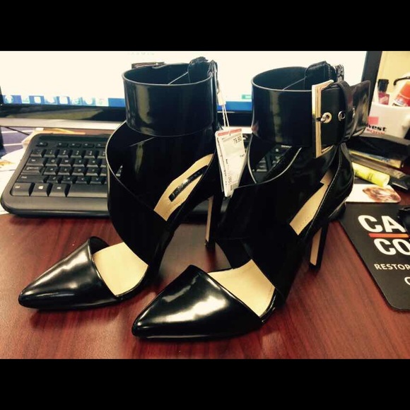 Zara Shoes - Zara high-heeled shoes