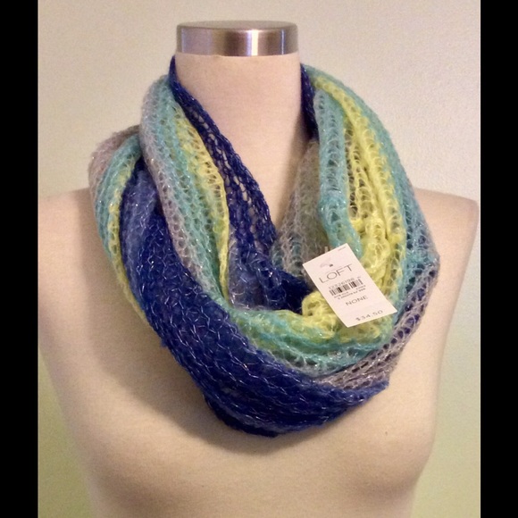 NWT infinity scarf by LOFT! - Picture 2 of 4