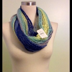 NWT infinity scarf by LOFT!