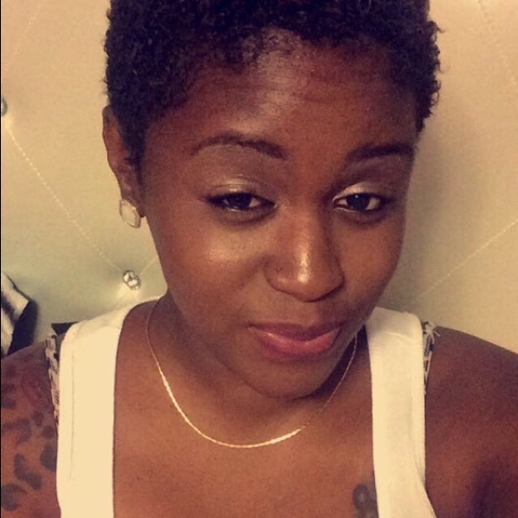 Meet your Posher, Kornisha - Picture 1 of 1