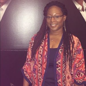 Meet your Posher, Joi