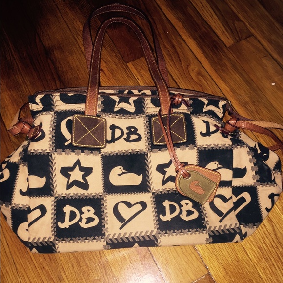 Dooney & Bourke purse