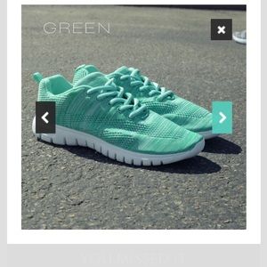 New in Box green athletic shoes 8 1/2