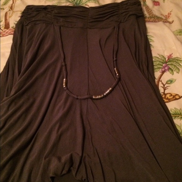Skirt - Picture 2 of 2