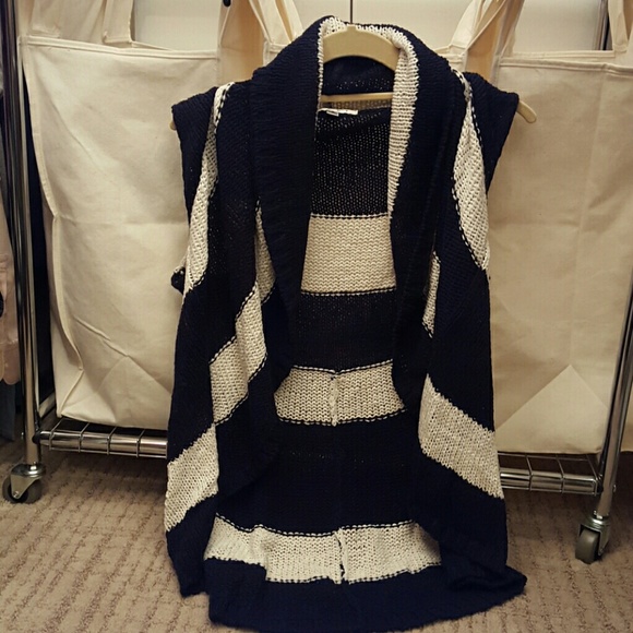 Cozy sweater shrug!