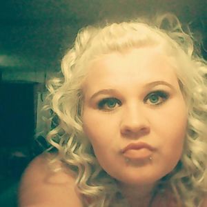 Meet your Posher, Leesha