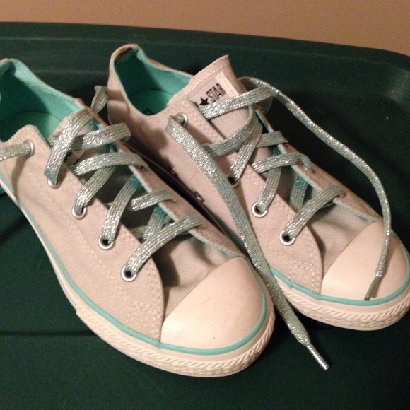 Gray Chucks with light blue detail and extra laces