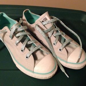 Gray Chucks with light blue detail and extra laces