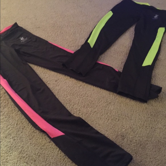 Yoga pants