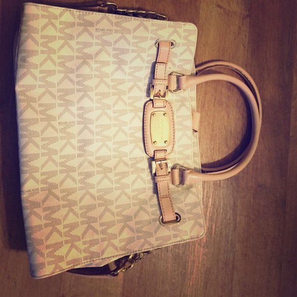 Pretty MK handbag