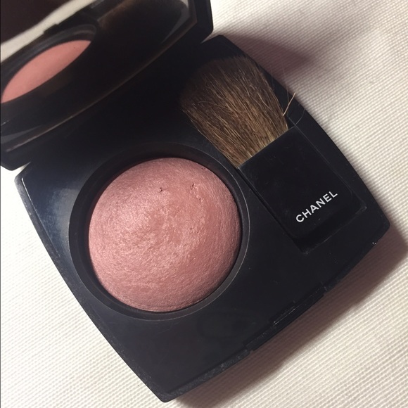CHANEL blush