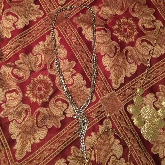 Necklaces - Picture 2 of 4