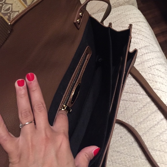 Purse - Picture 2 of 4