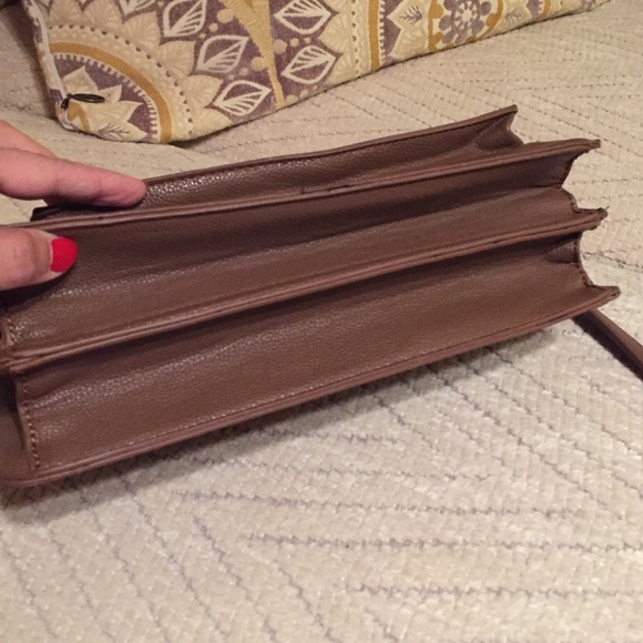 Purse - Picture 4 of 4