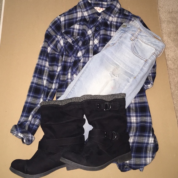 Black, comfortable boots - Picture 1 of 4