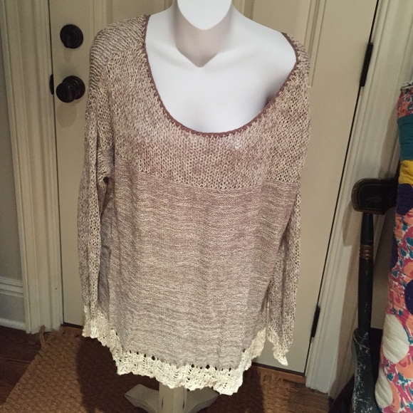 Free People sweater-Small. No trades.