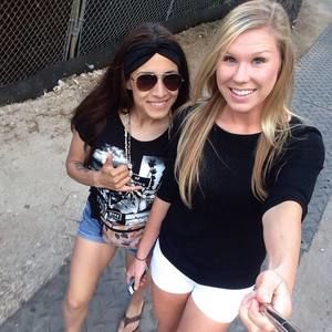 Meet your Posher, Kayla