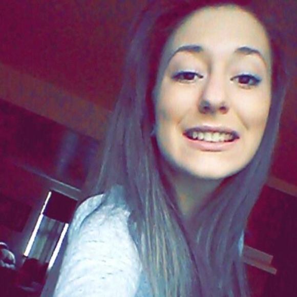 Meet your Posher, Valene - Picture 1 of 1