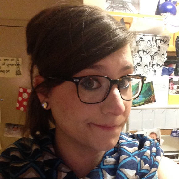 Meet your Posher, Cassie - Picture 1 of 1