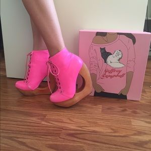 Jeffrey Campbell - Akira ankle wedge booties