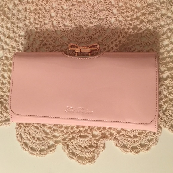 TED BAKER Rose gold bow powder pink wallet