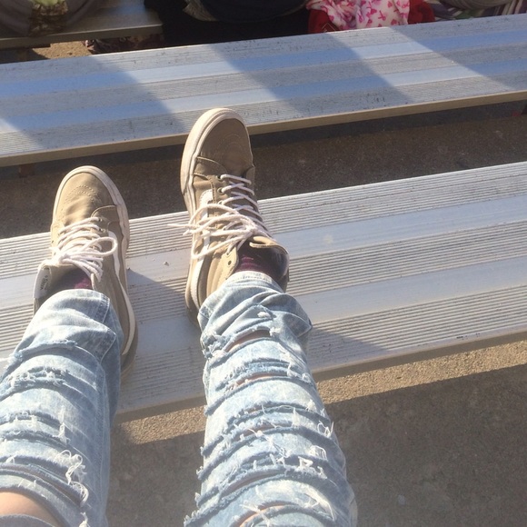 Meet your Posher, Daylee - Picture 4 of 4