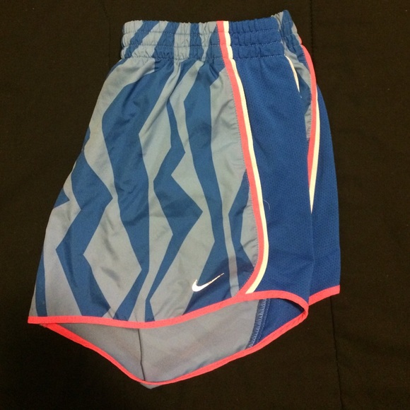 Nike Pants - Women's Nike Dri-Fit running shorts