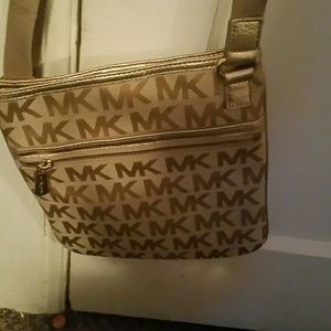 Mk cross body