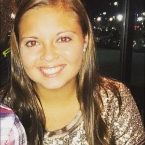 Meet your Posher, Jade