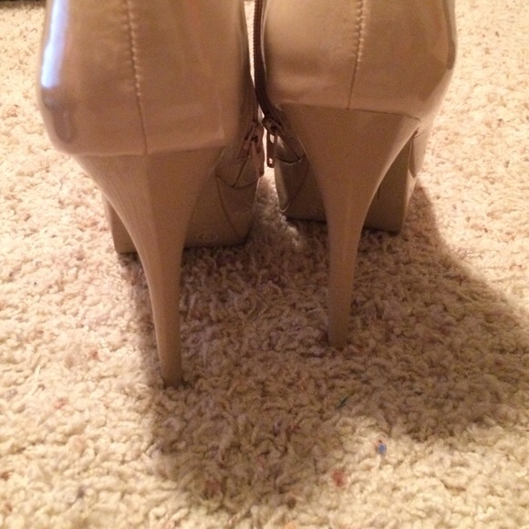 Nude Almond Closed Toe Ankle Booties - Picture 3 of 4
