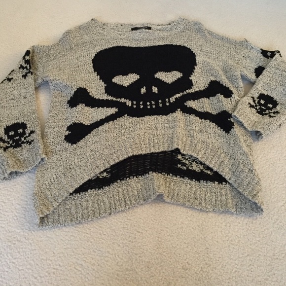 Sweater 💀