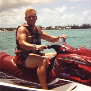 Meet your Posher, Jay