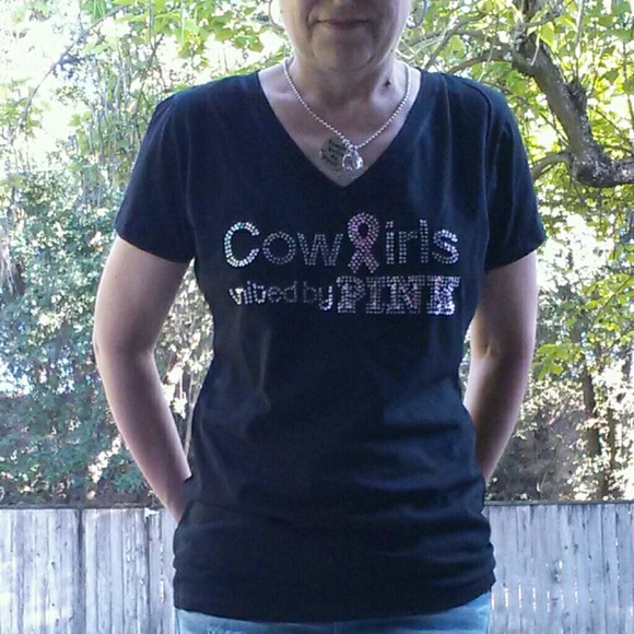🎀Cowgirls United by PINK🎀 Bling Pink Ribbon Tee - Picture 2 of 4