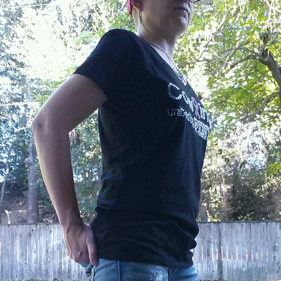 🎀Cowgirls United by PINK🎀 Bling Pink Ribbon Tee - Picture 4 of 4