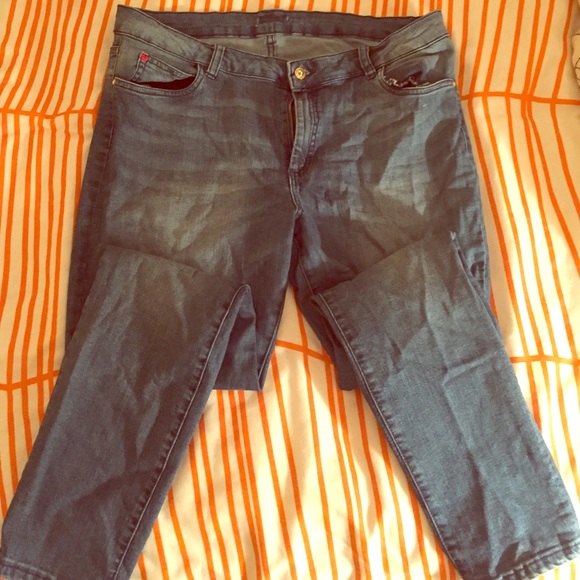 skinny jeans