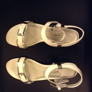 Dana Buchman shoes!!