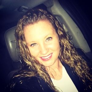 Meet your Posher, Dionne