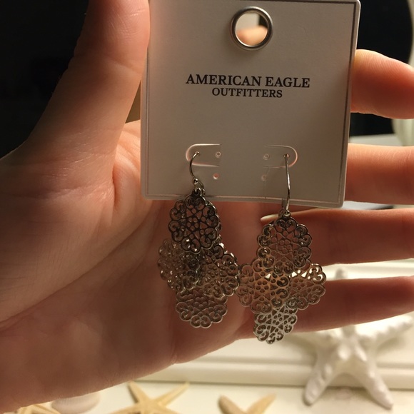 American Eagle earrings - Picture 2 of 3