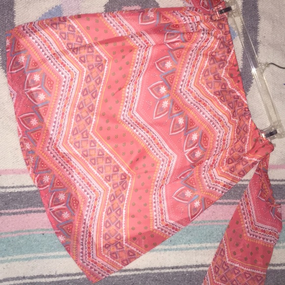 Off the shoulders Aztec top - Picture 2 of 2