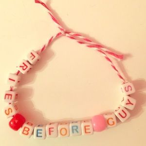 Cute pop bracelet for women and cute for kids💗💕