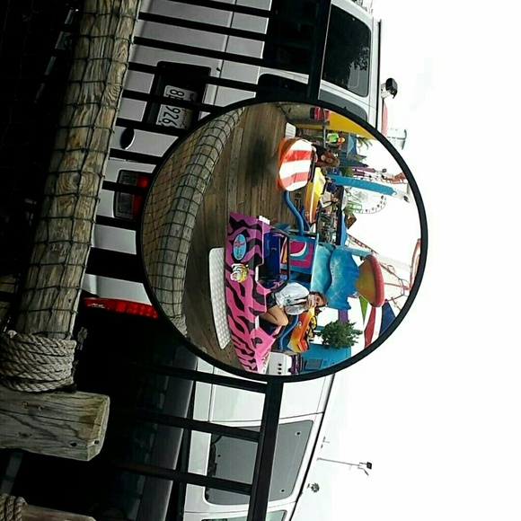 Meet your Posher, Katie - Picture 1 of 1