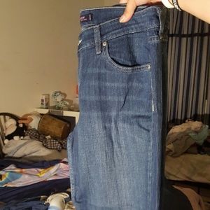 Levi jeans