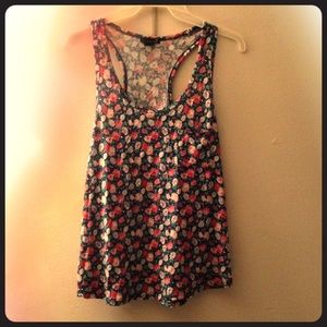 Forever 21 flower crop top 🌸🌺