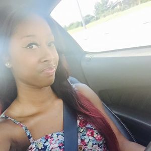 Meet your Posher, Sedaria