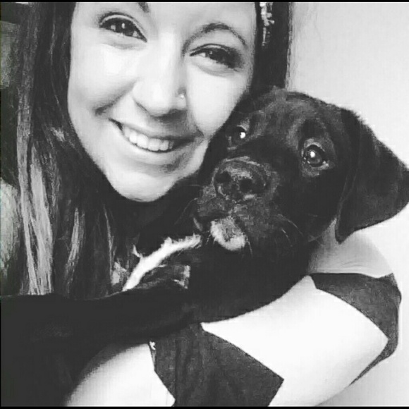 Meet your Posher, Renee - Picture 3 of 4