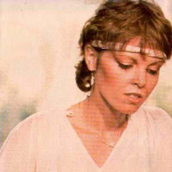 Meet your Posher, Candace