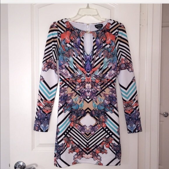 Bebe body con long sleeve dress - Picture 1 of 1