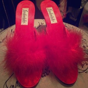 Red heel slippers