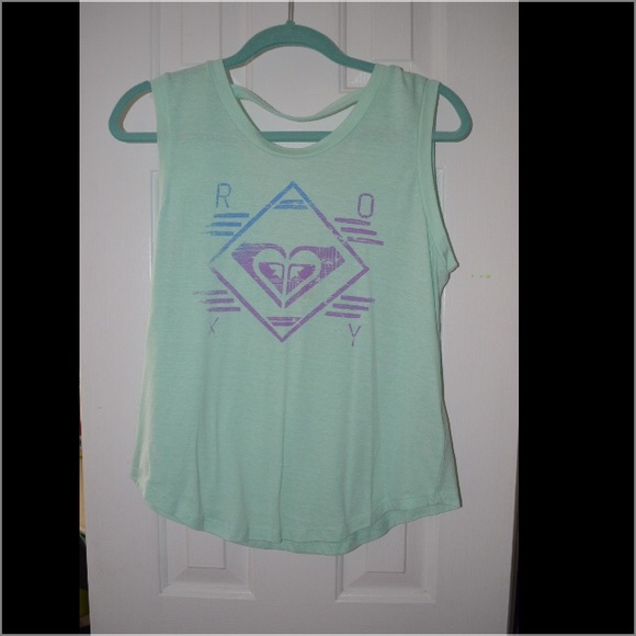 Blue Roxy shirt with open back