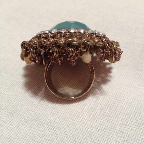 Beautiful statement ring! - Picture 3 of 3